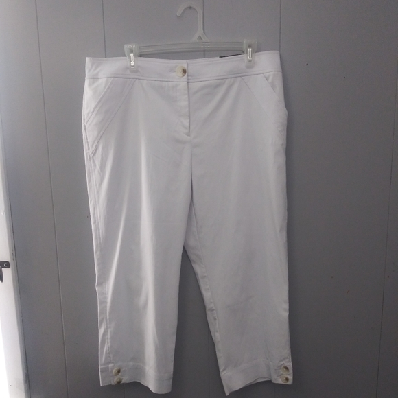 Style & Co. Pants - Style & Co Tummy Control Capris White 14